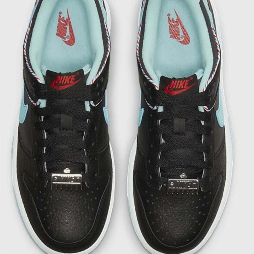 Nike Black and Light Blue Sneakers